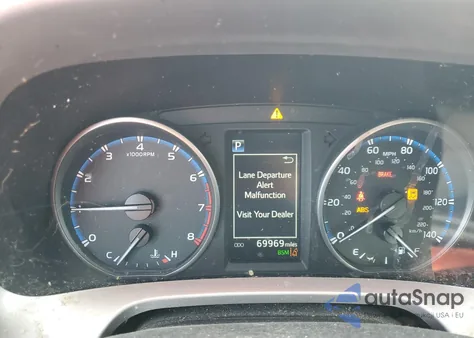 2018 Toyota Rav4 Adventure из США, поврежденный, VIN JTMRFREV4JD255114